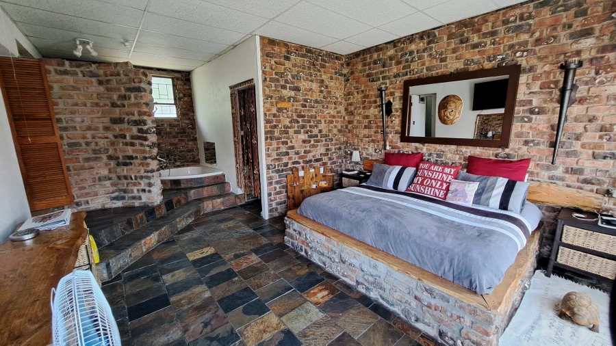 4 Bedroom Property for Sale in Uitsig Free State